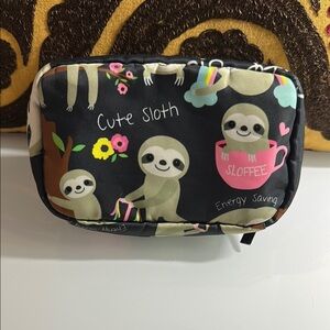 Cute Sloth Print Cosmetic Bag